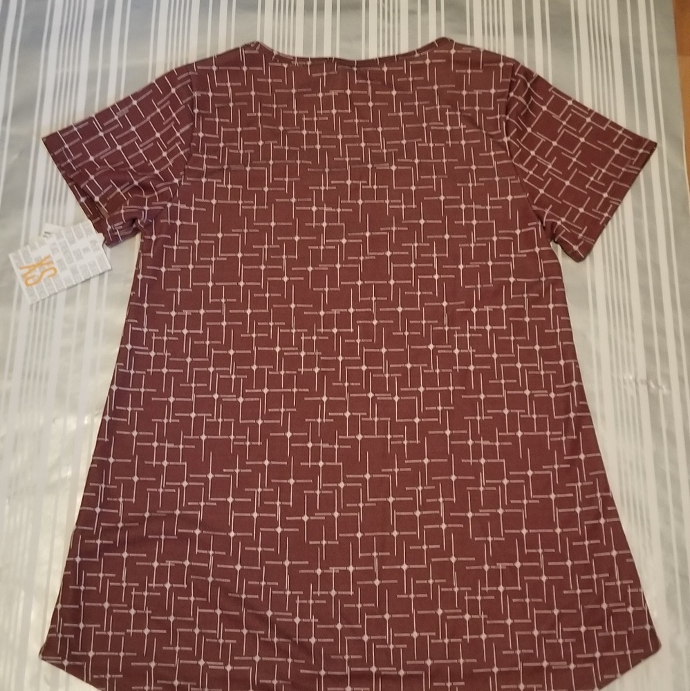 LulaRoe T-shirt - Picture 3 of 6